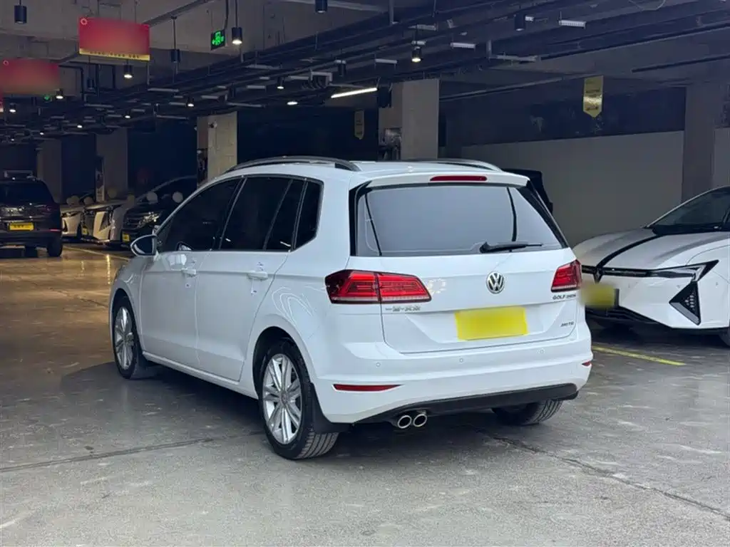 Volkswagen Golf Sportsvan 2016 280TSI Automatic Luxury фото 10