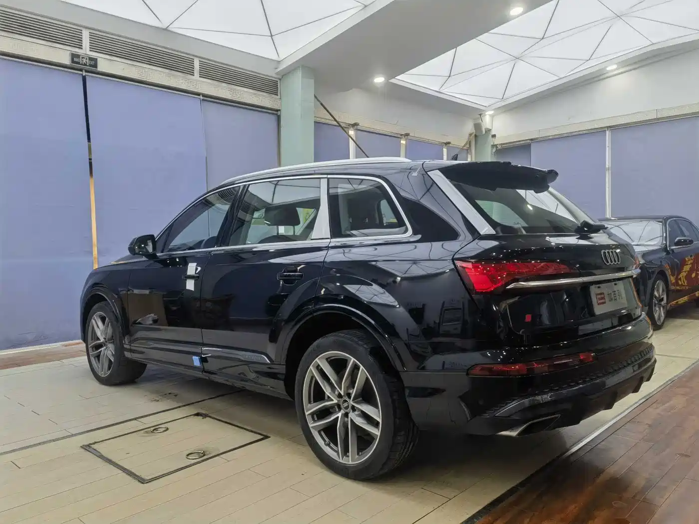 Audi Q7 2024 45 TFSI quattro S line Sport фото 17