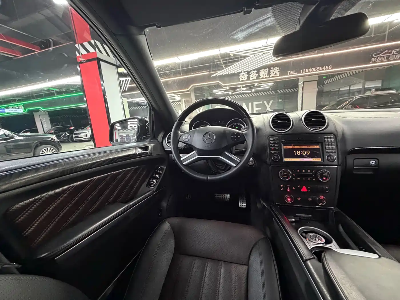 Mercedes-Benz GL-Class 2011 GL 450 Prestige Grand Edition фото 11