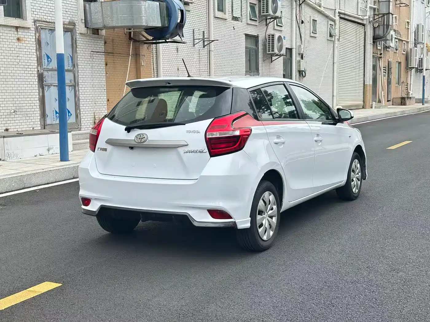 Toyota YARiS L Zhi Xuan 2018 1.5E CVT Champion Limited Edition фото 4
