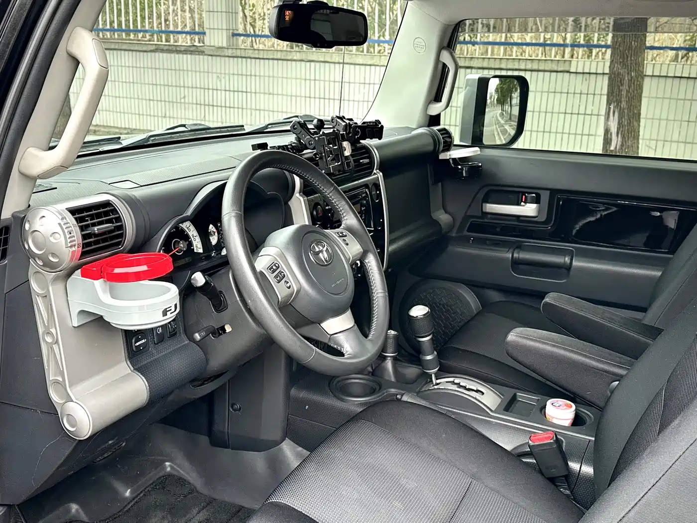 Toyota FJ Cruiser 2014 2013 4.0L