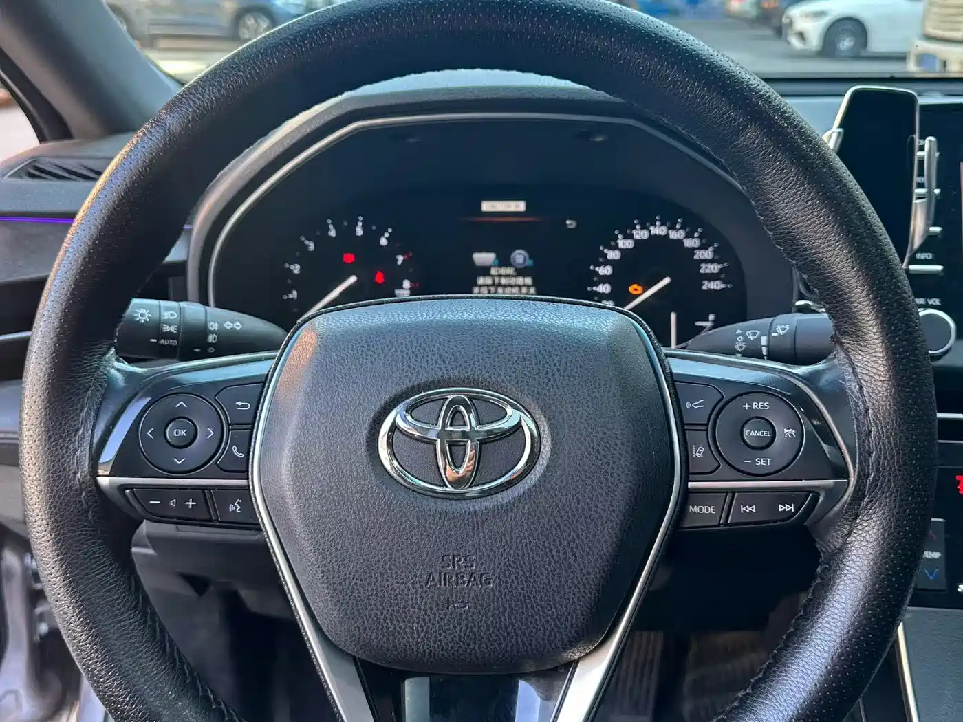 Toyota Avalon 2019 2.0L Luxury Edition (China VI) фото 8
