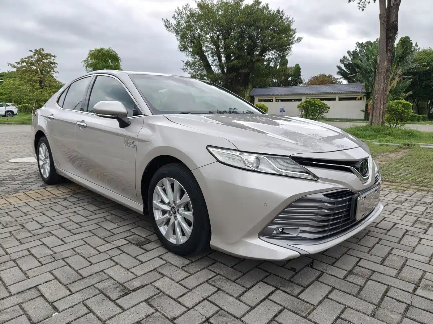 Toyota Camry 2018 2.0G Luxury Edition фото 3