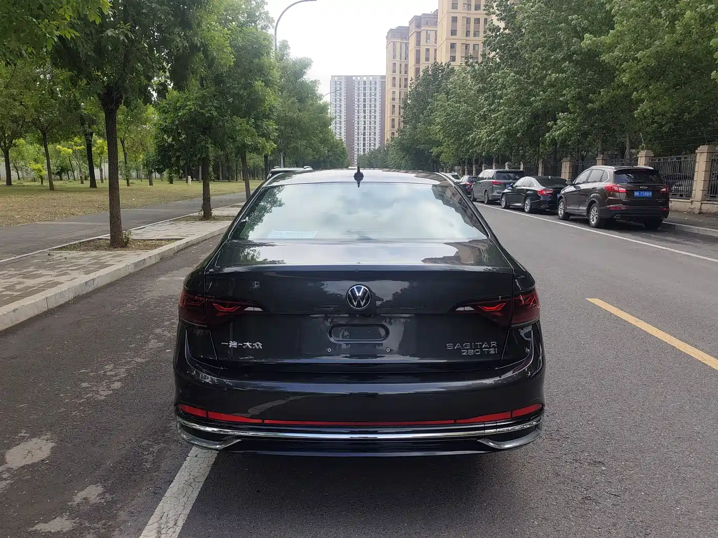 Volkswagen Sagitar 2023 280TSI DSG Surpass Plus Edition фото 3