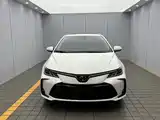 Фото 2 - Toyota Corolla