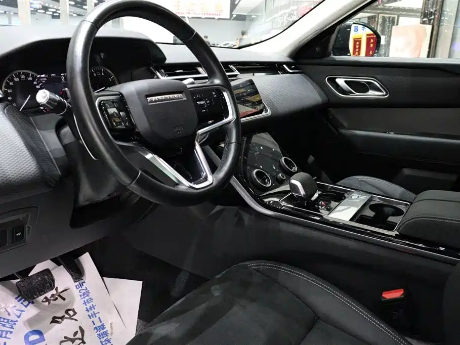 Фото 6 - Land Rover Range Rover Velar