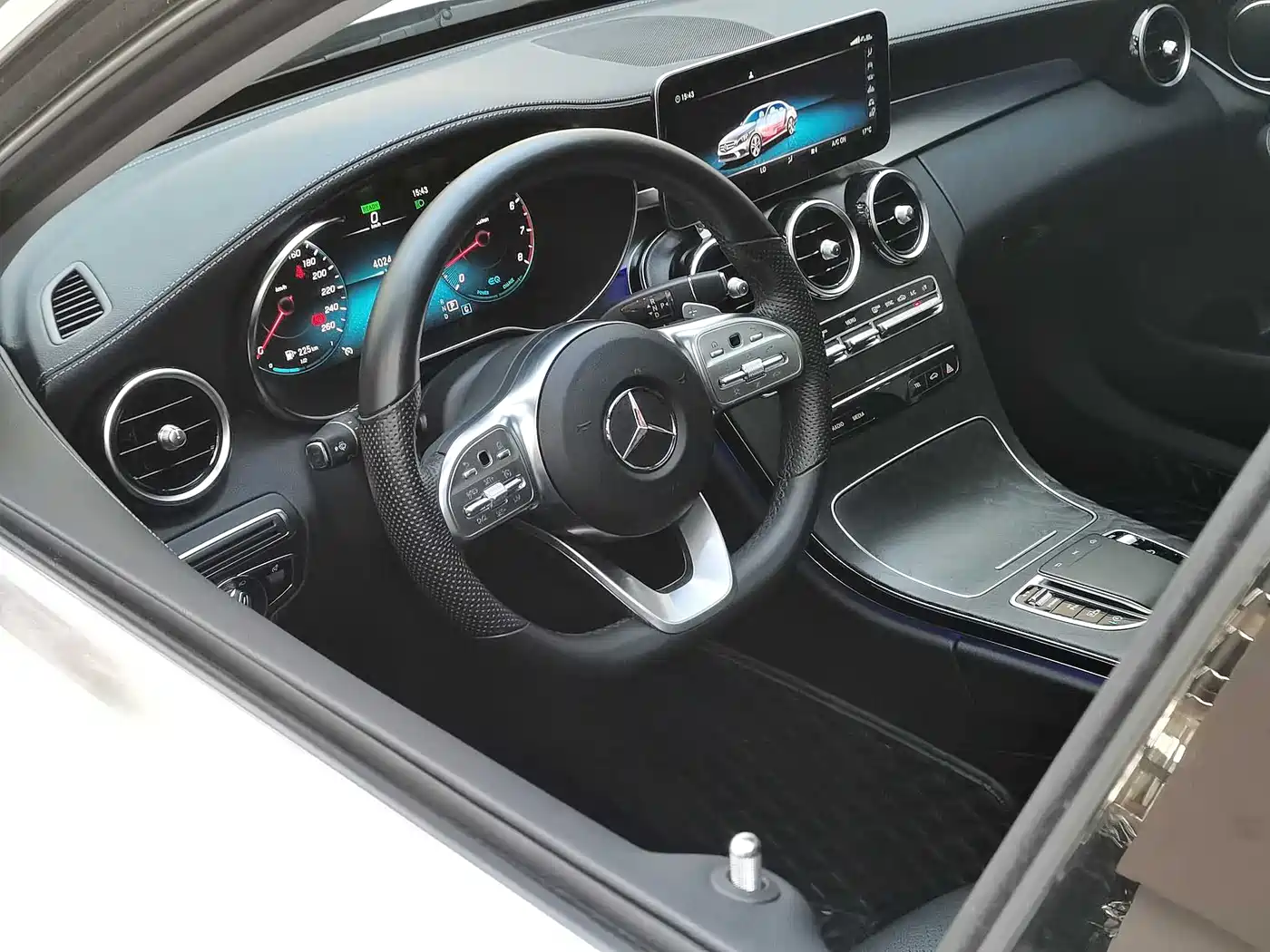 Mercedes-Benz C-Class 2021 C 260 L Sport Edition фото 10