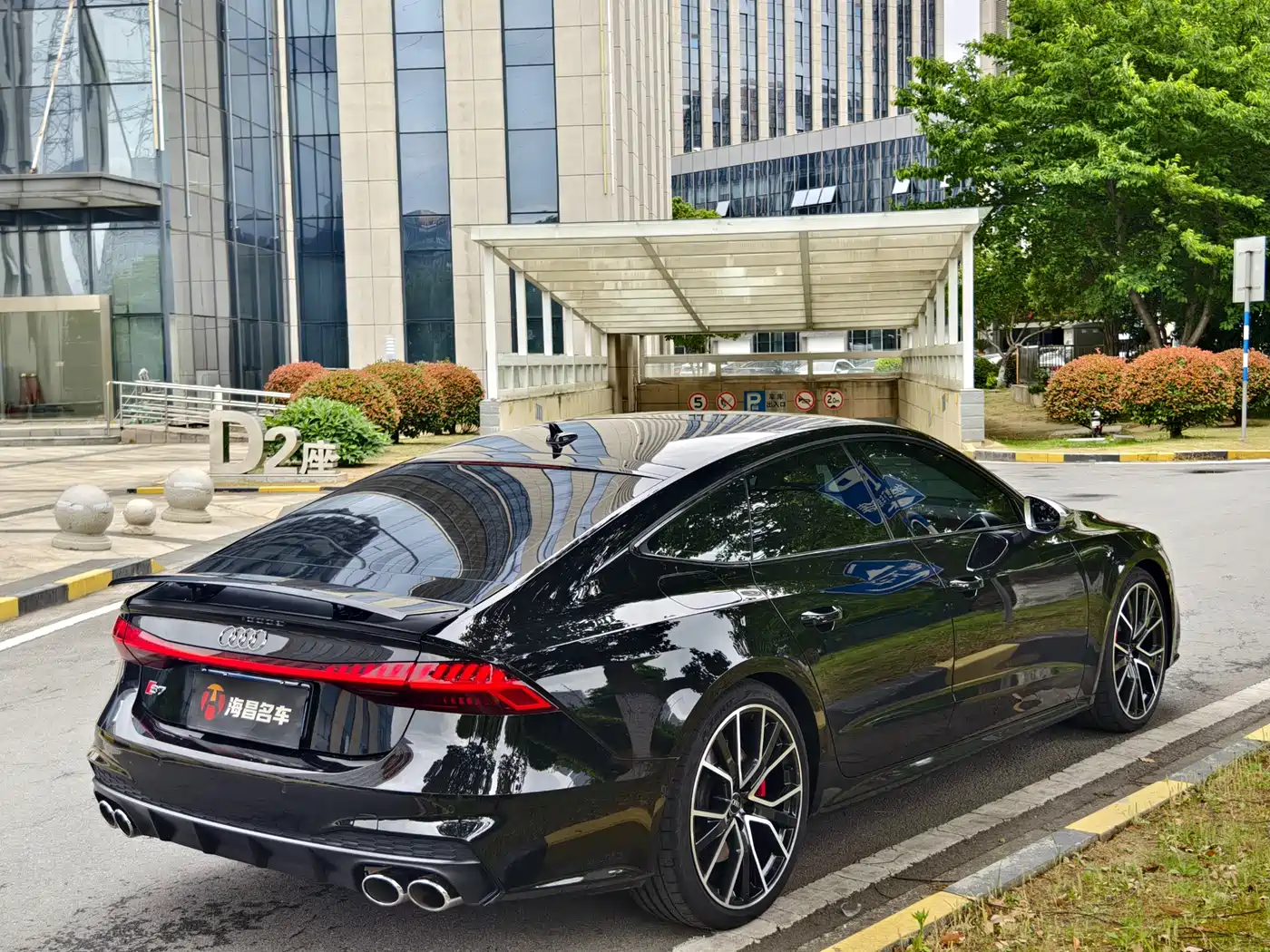 Audi S7 2023 2.9 TFSI quattro фото 6