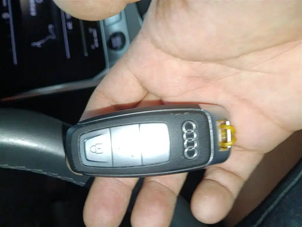 Audi A6L 2023 45 TFSI Premium Selection Elegance фото 17