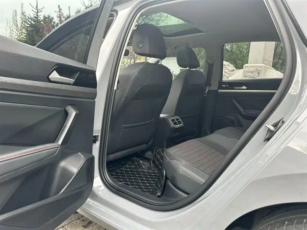 Volkswagen Lavida 2023 280TSI DSG Starlight Comfort Edition фото 12