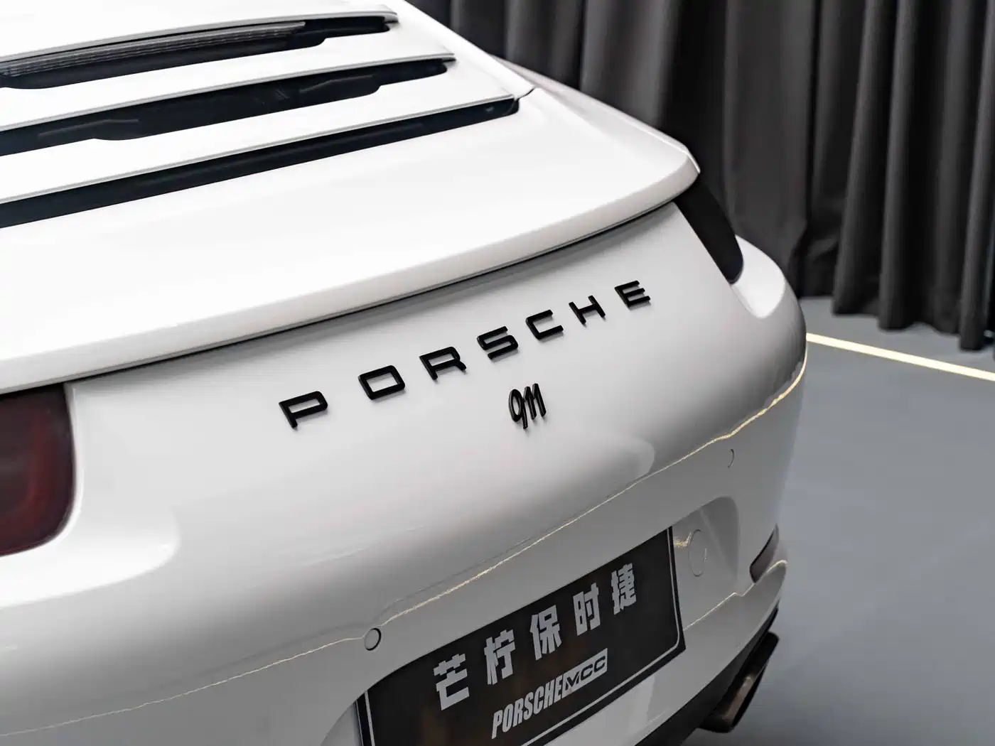 Porsche 911 2015 Carrera 3.4L Style Edition фото 6