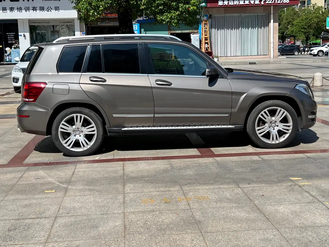 Mercedes-Benz GLK-Class 2013 GLK 300 4MATIC Fashion фото 7