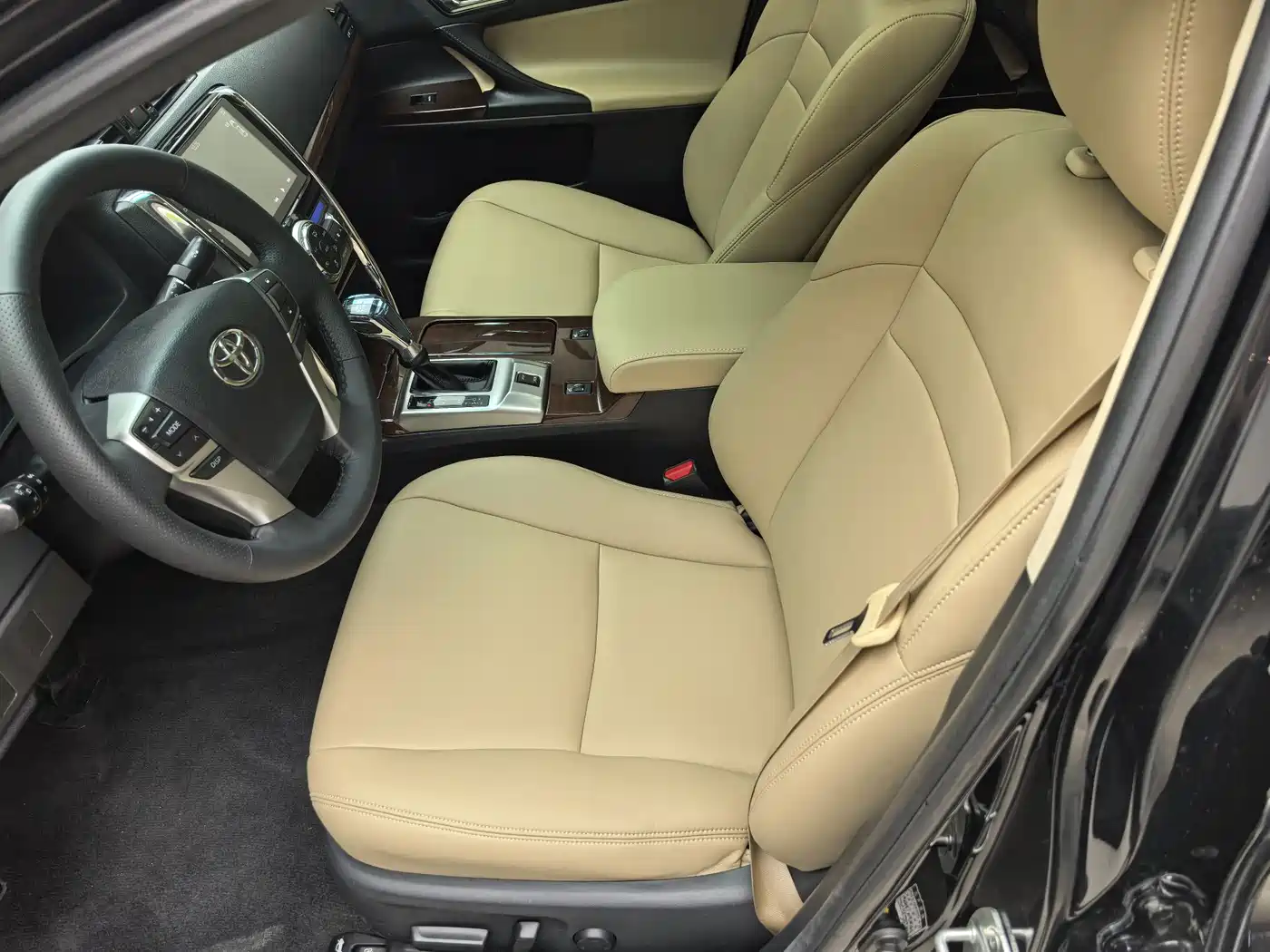 Toyota Reiz 2013 2.5V Premium Edition фото 8