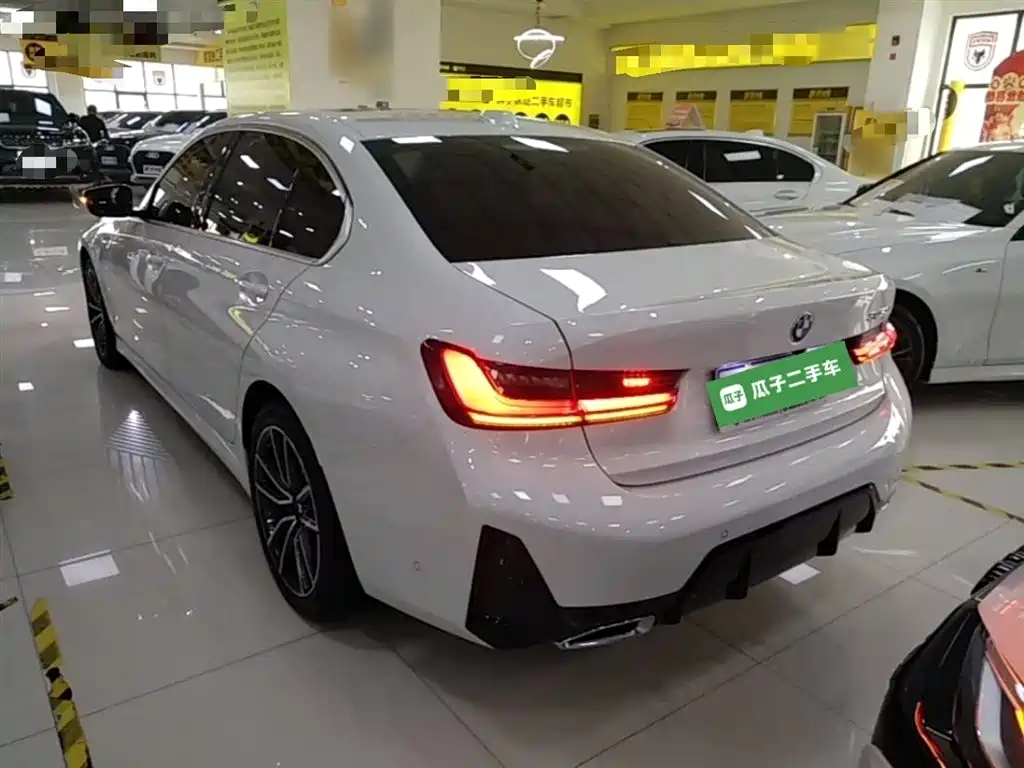 BMW 3-SERIES