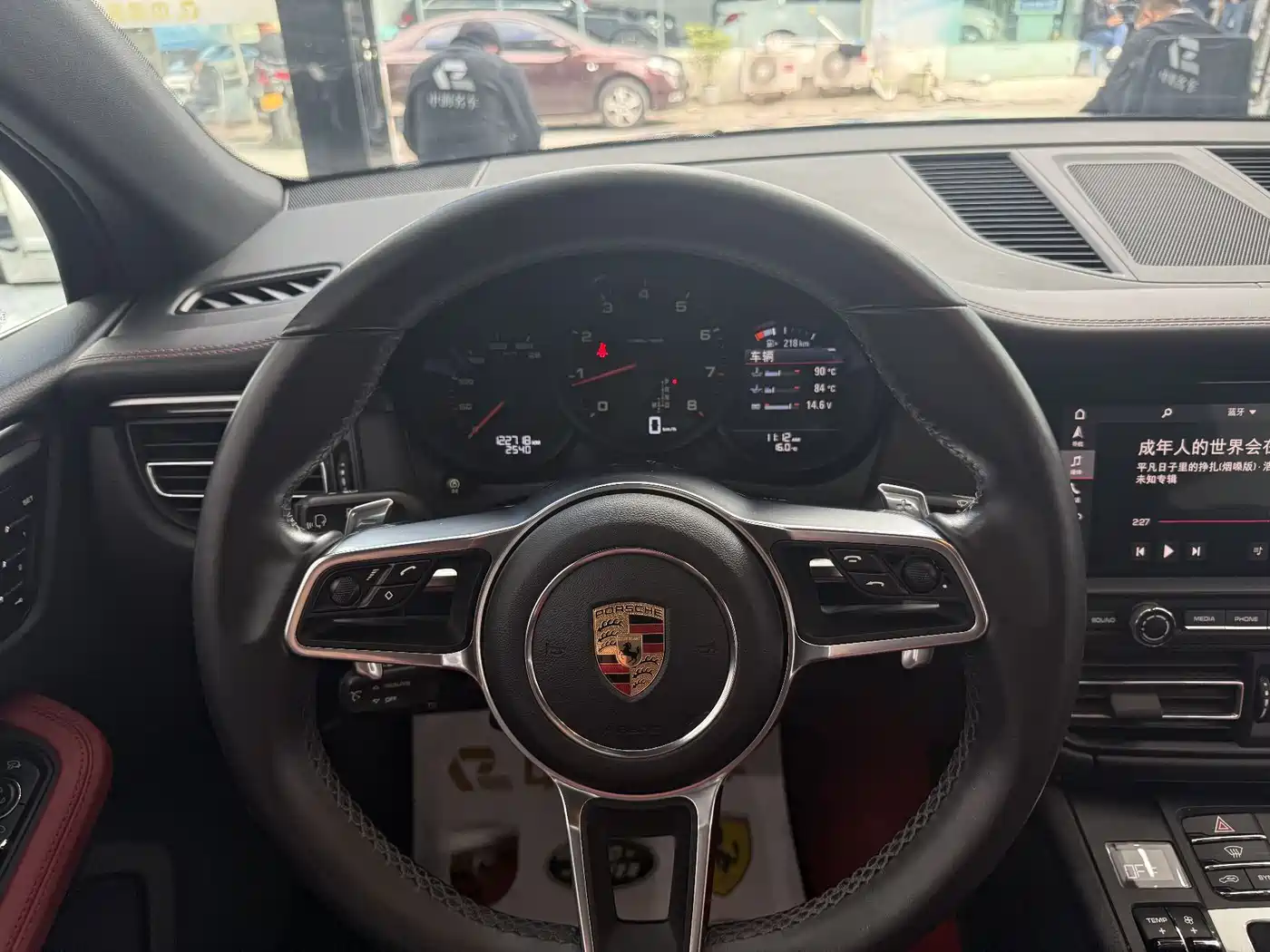 Porsche Macan 2020 Macan 2.0T фото 11