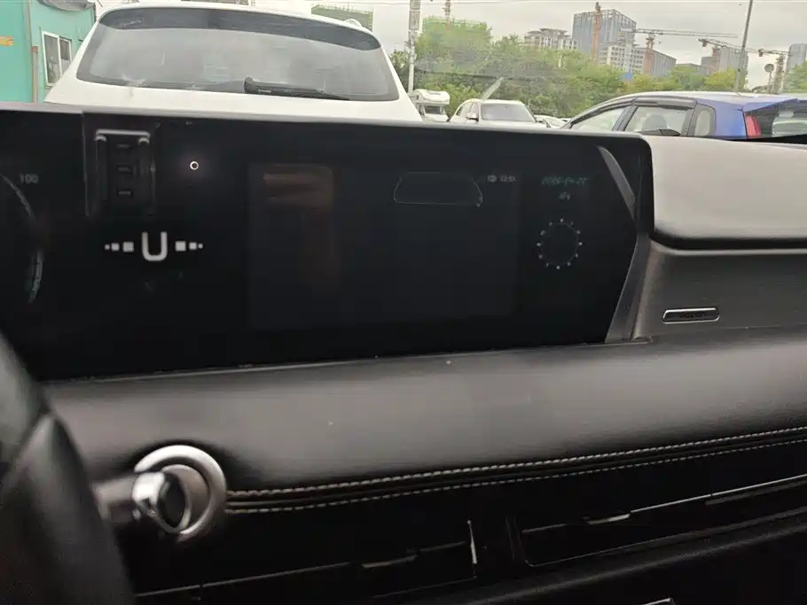 NEZHA AUTOMOBILE NEZHA U