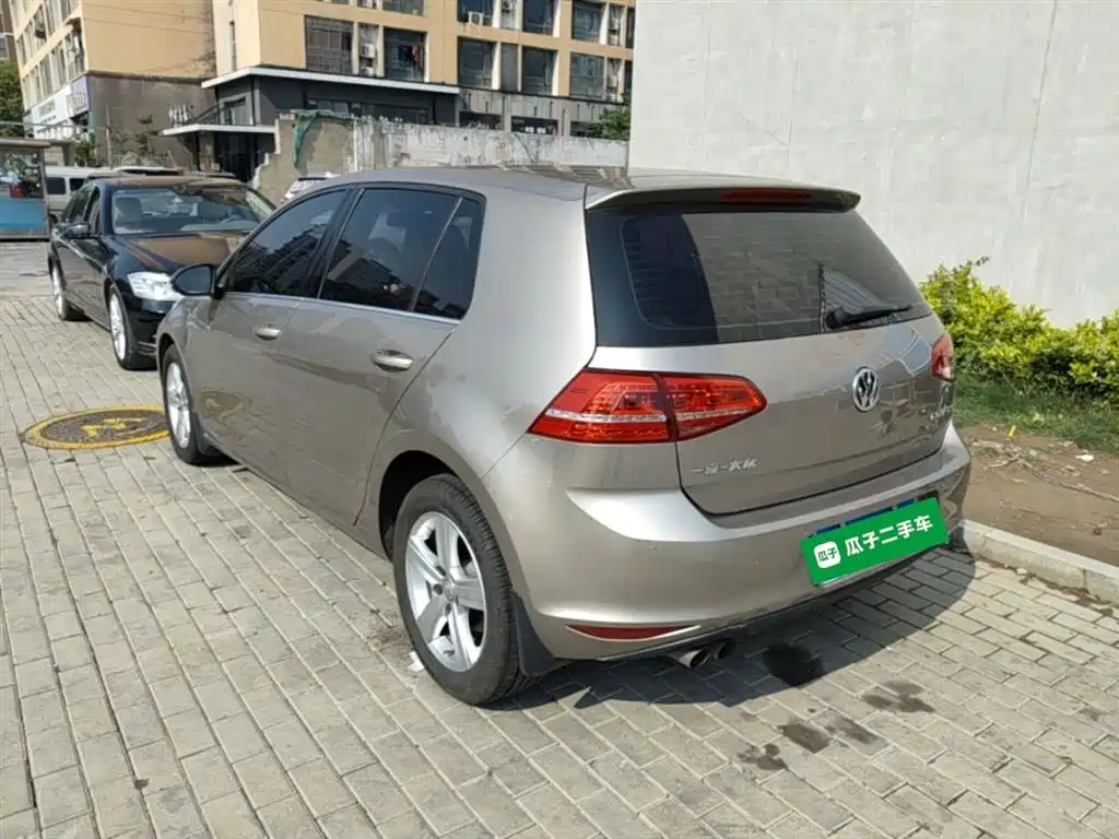 Volkswagen Golf 2016 230TSI Manual Comfort фото 5