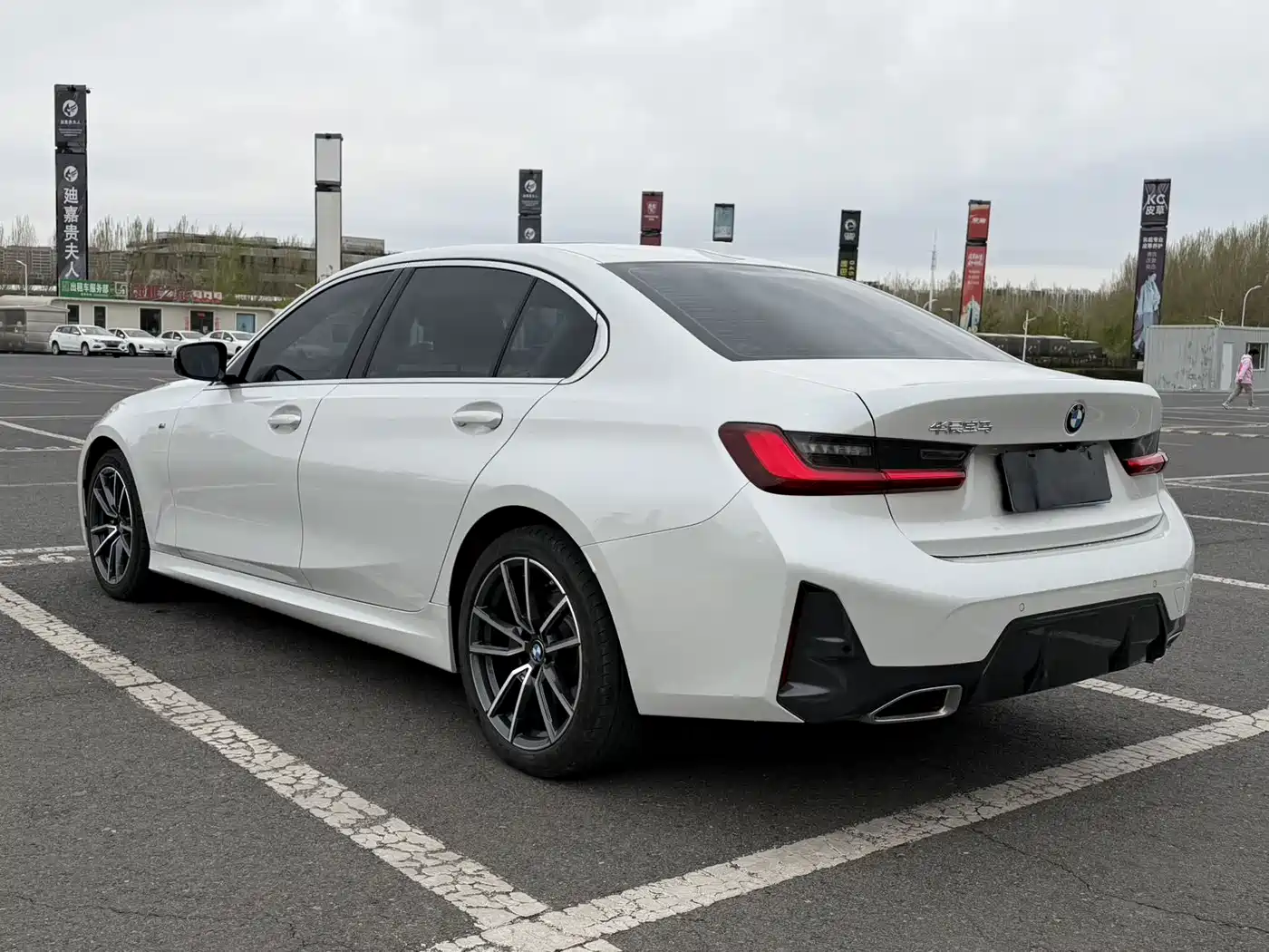 BMW 3 Series 2023 320Li M Sport Package фото 6
