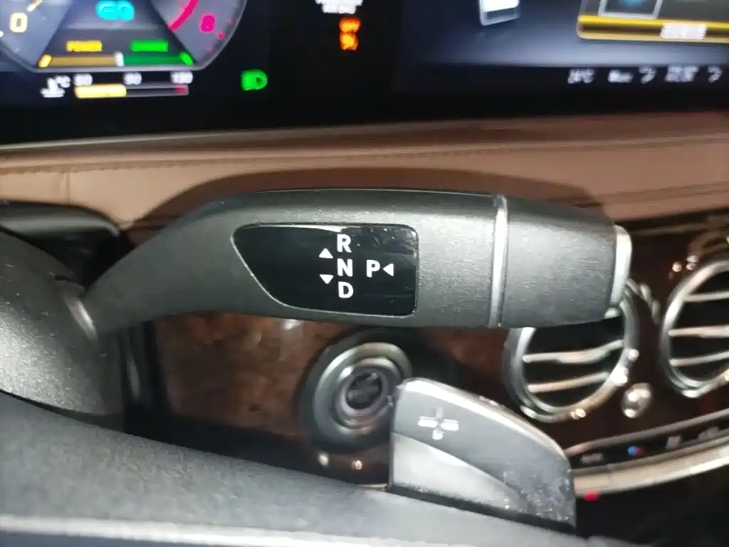 Mercedes-Benz S-Class 2019 S 320 L фото 14