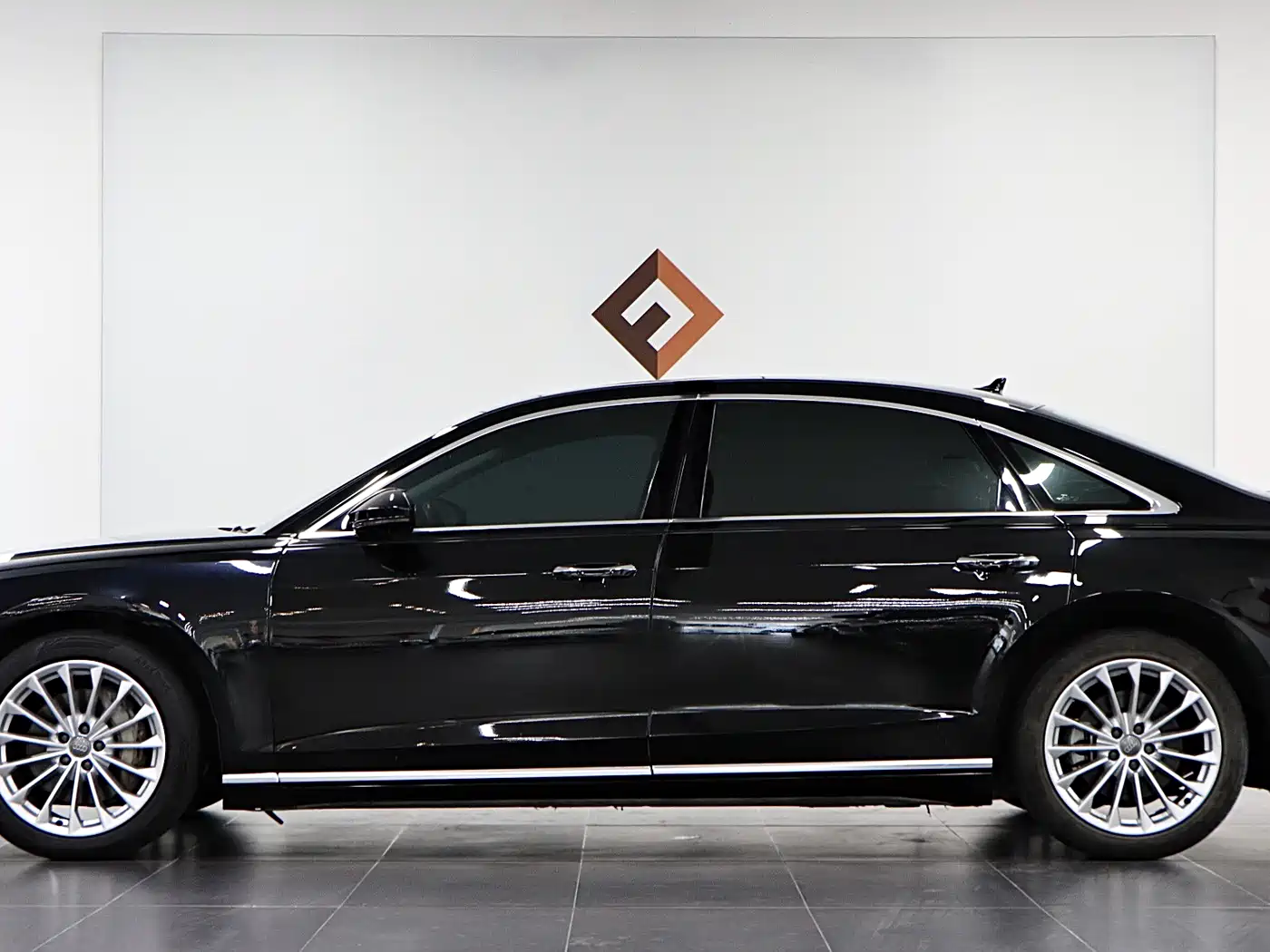 Audi A8 2019 Plus A8L 50 TFSI quattro Comfort фото 7