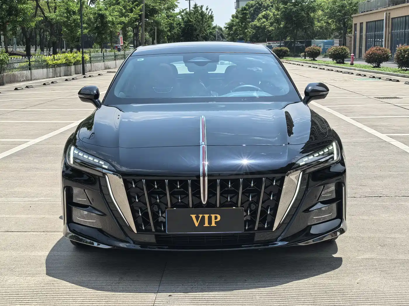 Hongqi H6 2025 Model 2.0T Fashion Edition фото 2