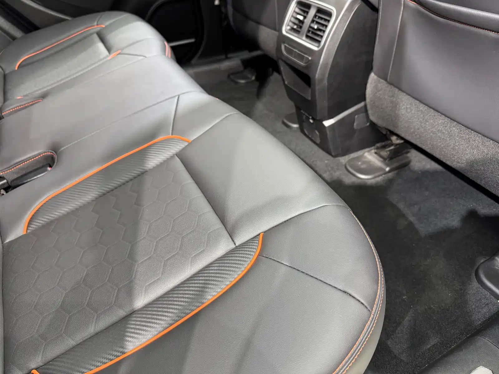 Фото 32 - Haval F7