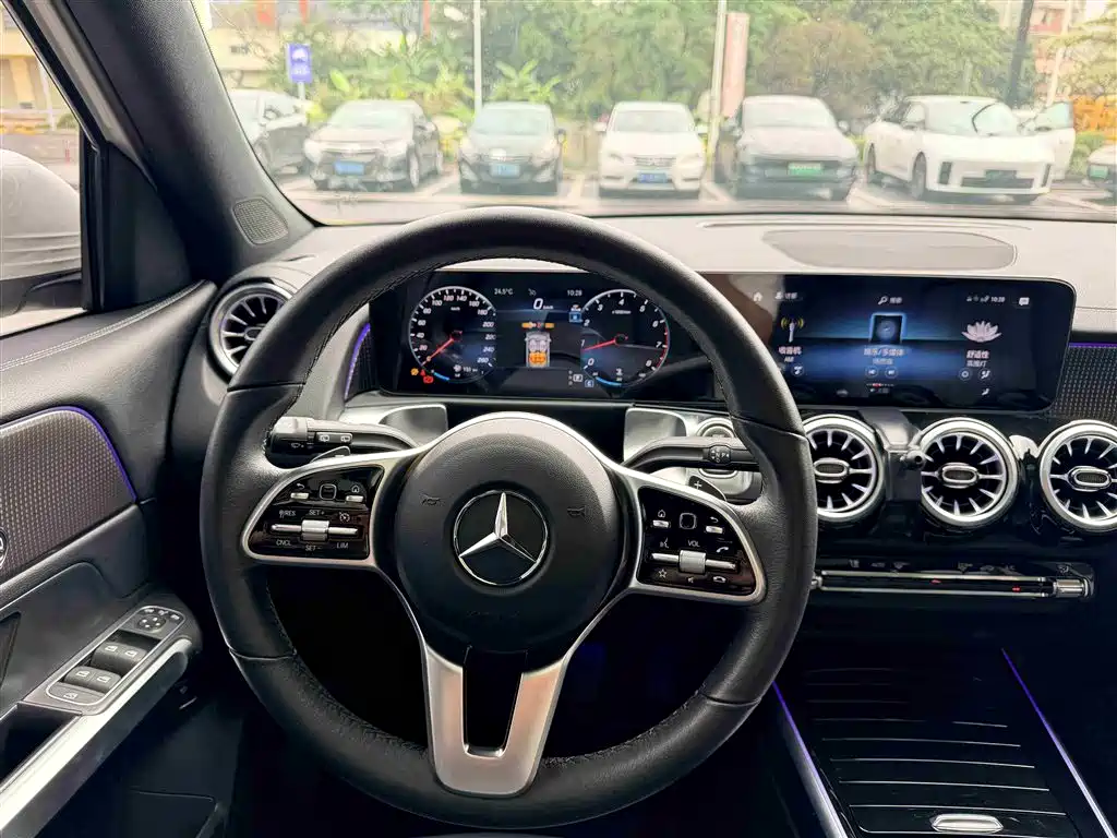 Mercedes-Benz GLB 2023 GLB 220 Dynamic фото 12