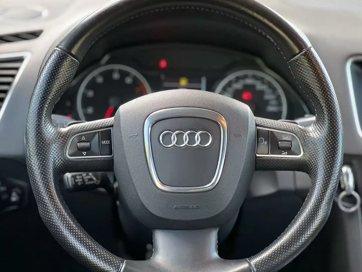 صورة 2 - Audi Q5 (Import)