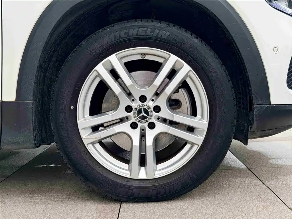 Mercedes-Benz GLB 2023 GLB 220 Dynamic фото 23