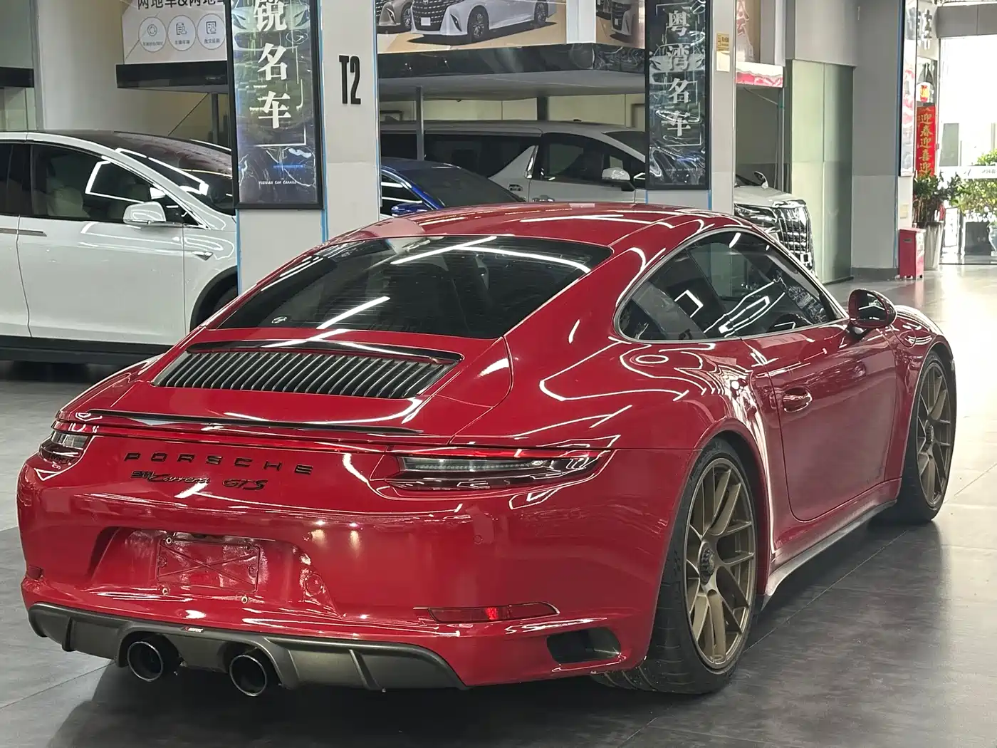 Porsche 911 2017 Carrera GTS 3.0T фото 4