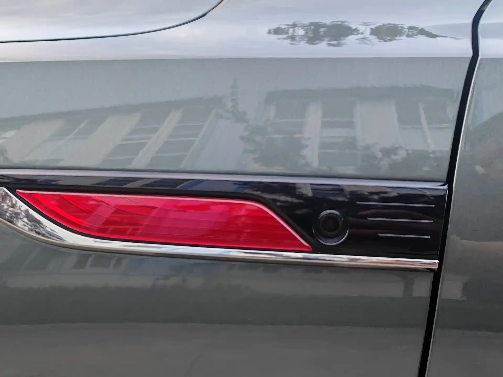 Фото 25 - Hongqi HS6 PHEV