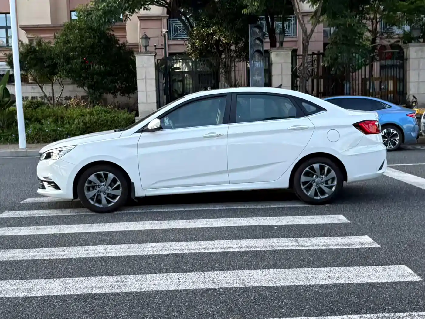 Changan Eado DT 2018 2018 1.6L Automatic Smart Edition