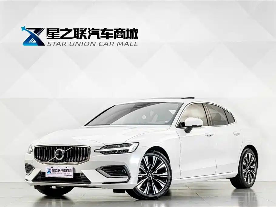 Volvo S60 2024 B4 Inscription Luxury Edition