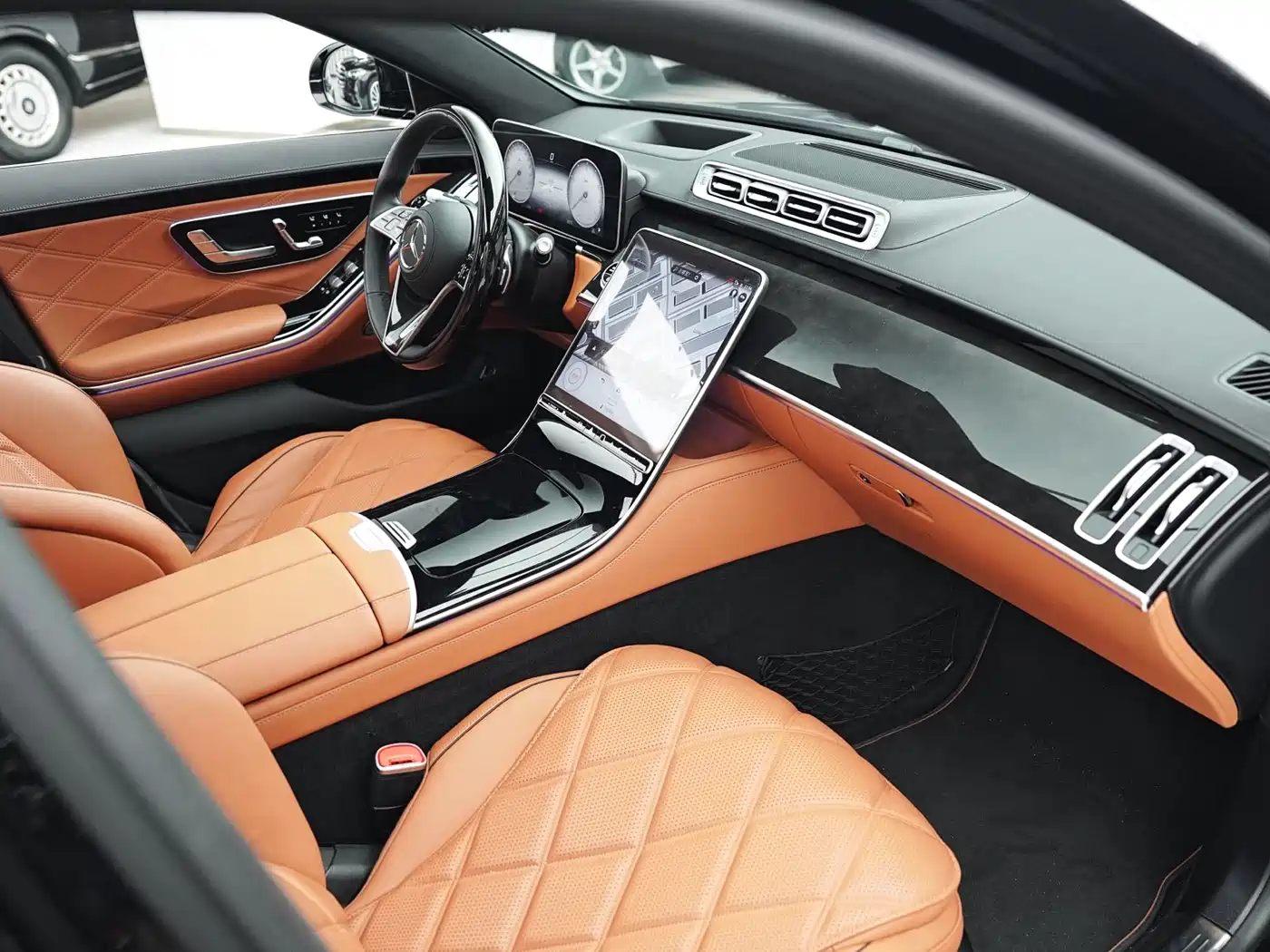 Mercedes-Benz Maybach S-Class 2024 Facelift S 480 4MATIC фото 9