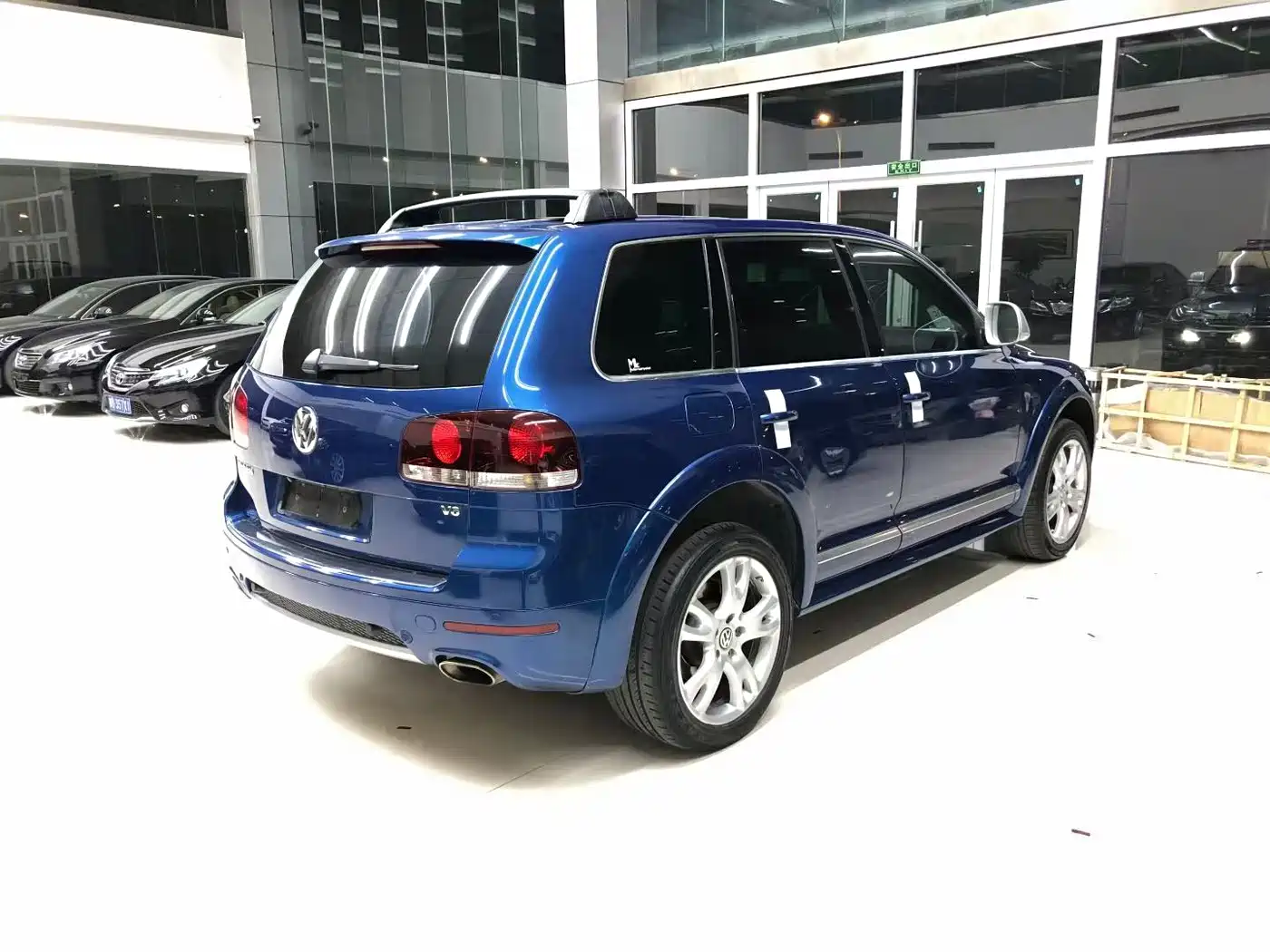 Volkswagen Touareg 2010 3.6 Limited Luxury Edition фото 7