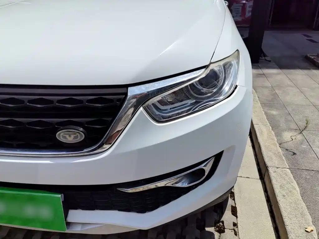 Cowin Kaiyi X3 2016 2016 1.6L CVT Enthusiast Edition