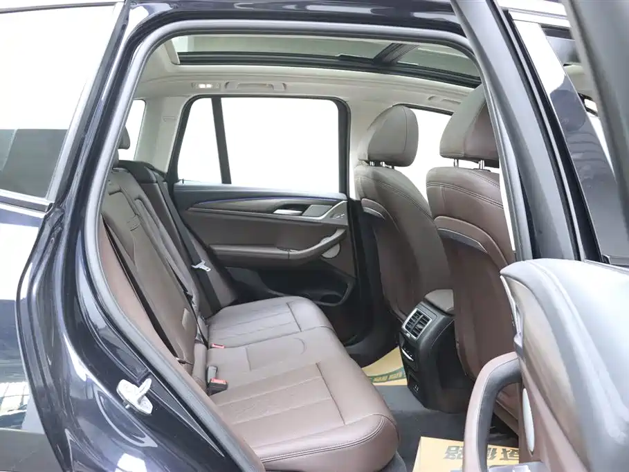 BMW X3 2023 xDrive30i Leading M Night Package фото 16