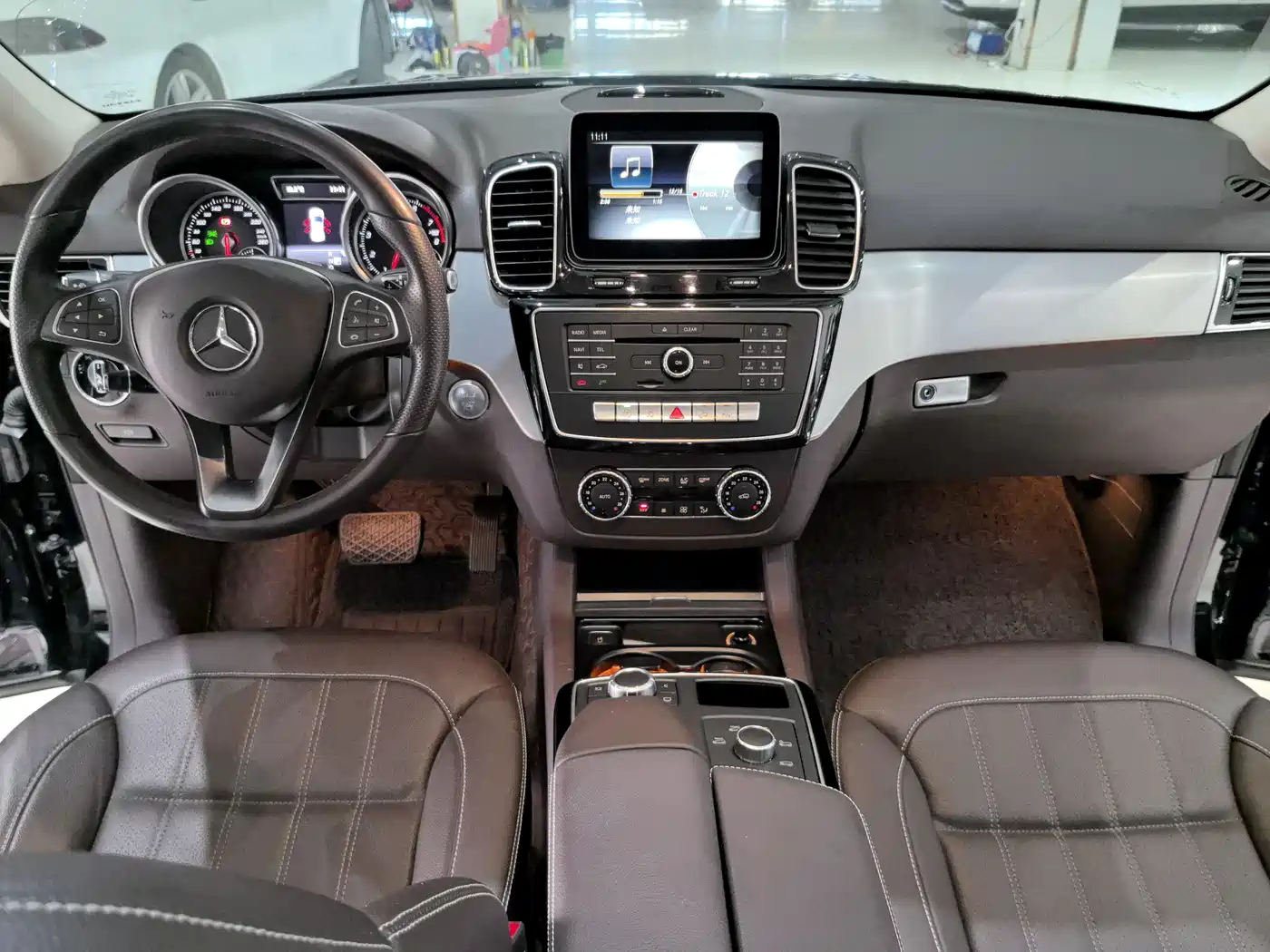 Mercedes-Benz GLE 2017 GLE 400 4MATIC фото 6
