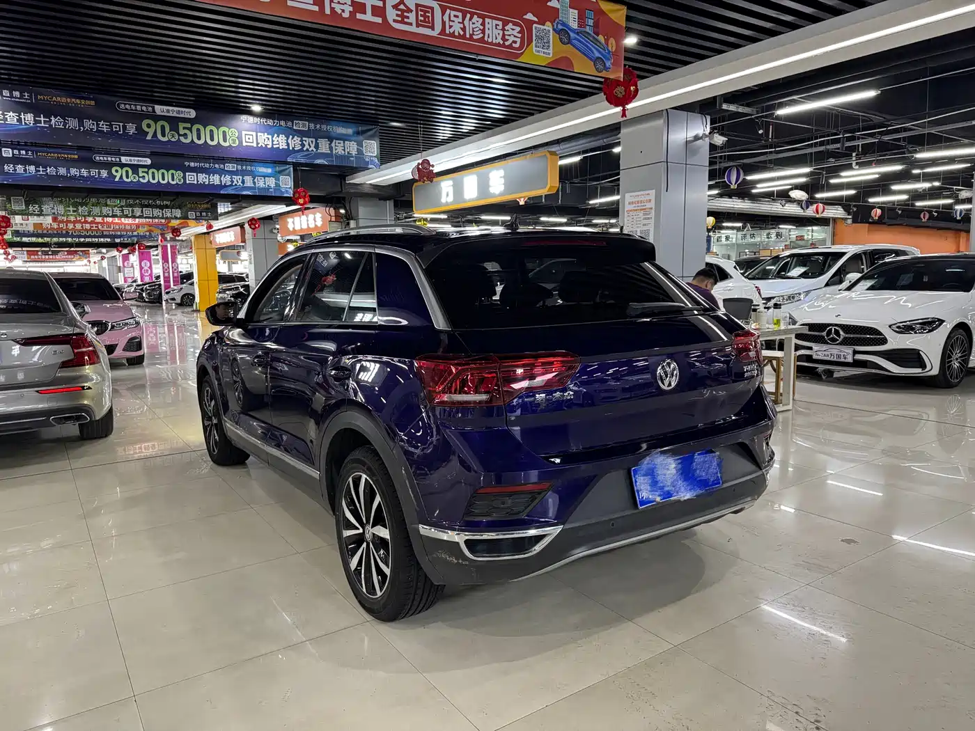 Volkswagen T-ROC 2018 280TSI DSG 2WD Comfort (China V) фото 4