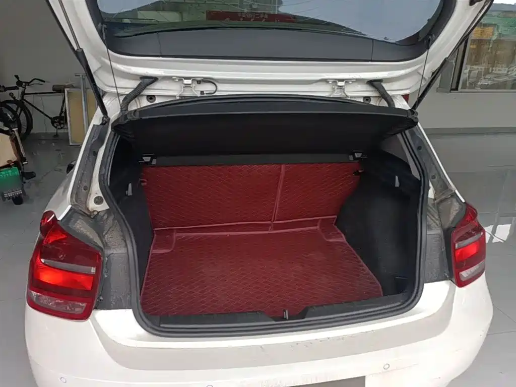 BMW 1 Series (Import) 2013 Facelift 116i Leading Model фото 19