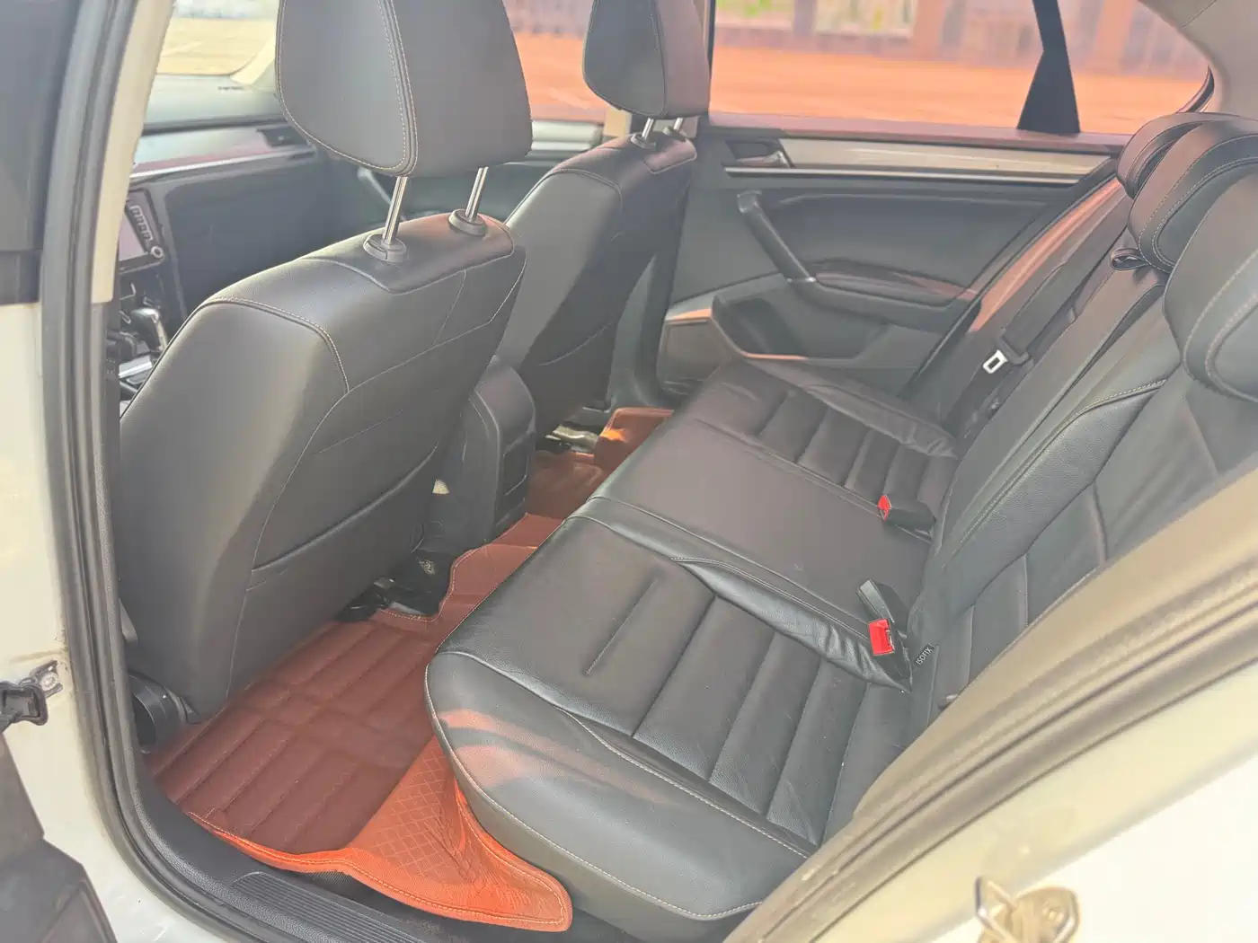 Volkswagen Bora 2016 Model 1.6L Automatic Comfort фото 5