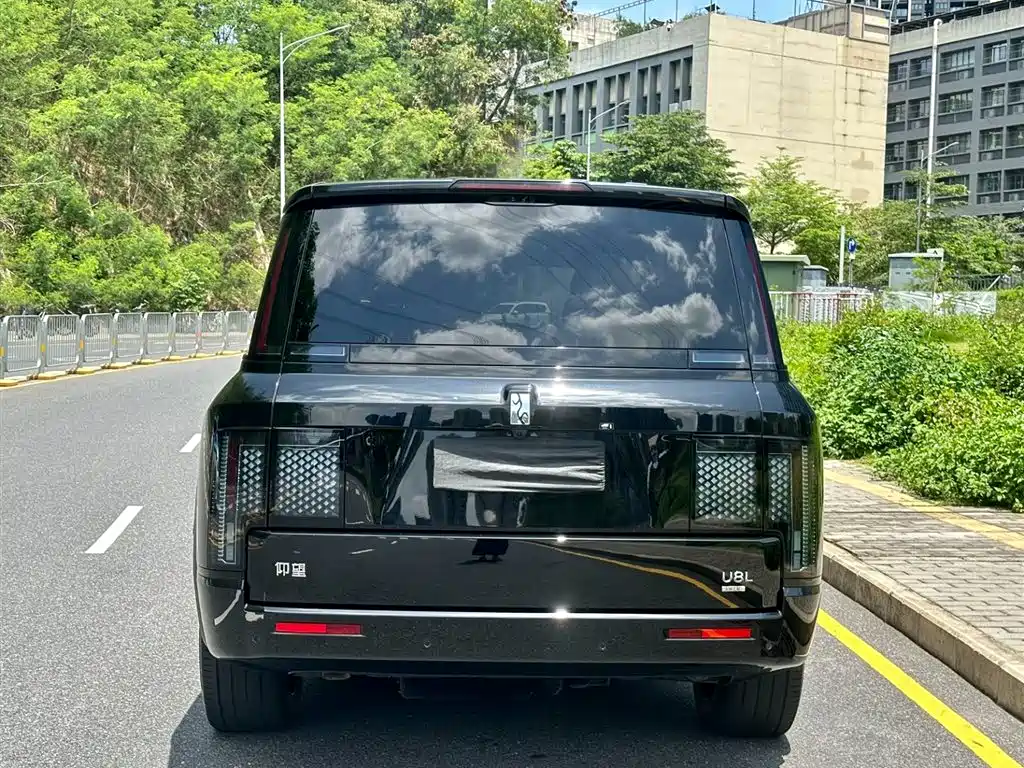 Yangwang U8 L 2026 2025 U8L Base Model