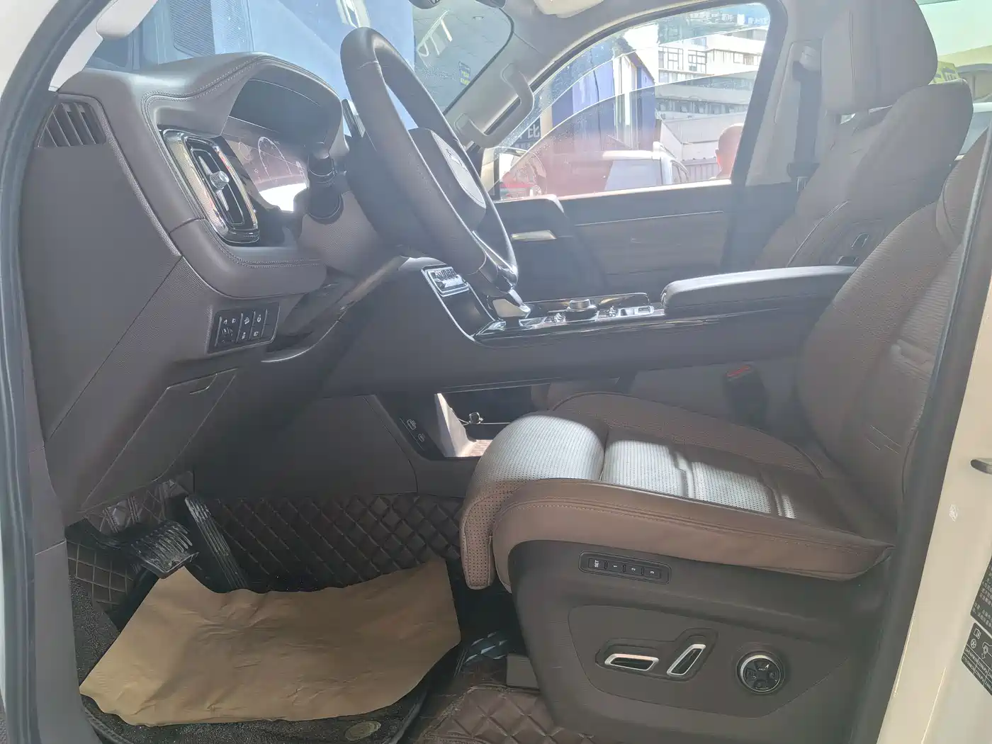 BAIC ORV Beijing Off-Road BJ60 2022 Model 2.0T 11th Edition 5-Seater фото 4