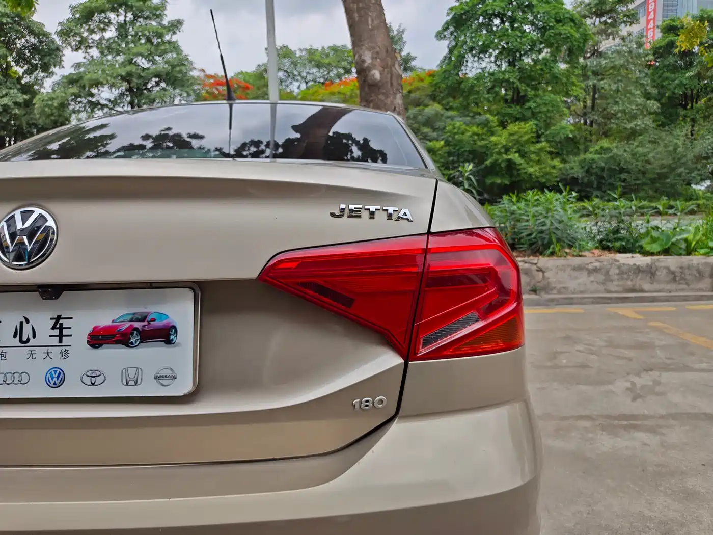 Volkswagen Jetta 2019 Dream Edition 1.5L Auto Comfort фото 19