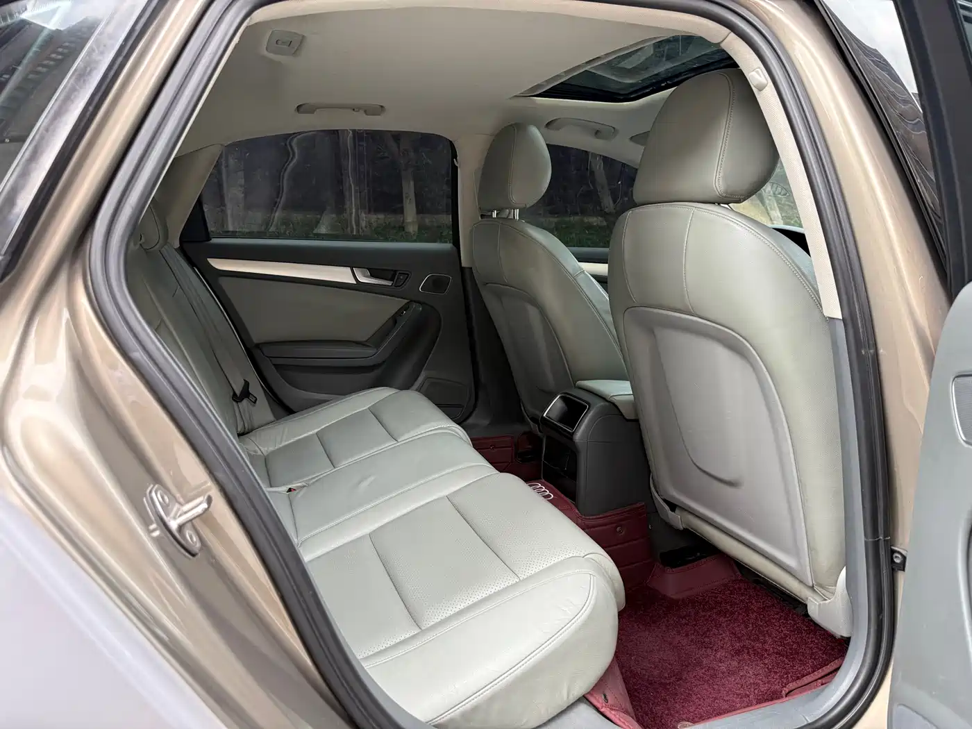 Audi A4L 2016 35 TFSI Automatic Standard фото 13