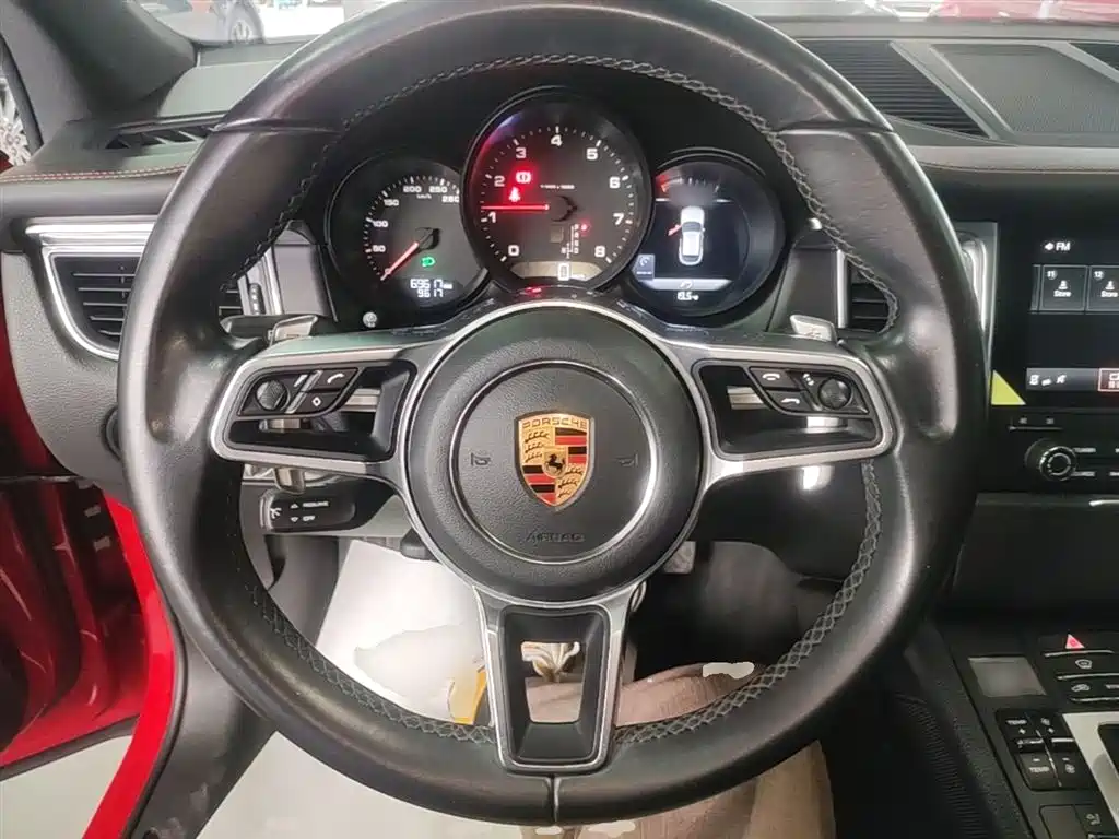 Porsche Macan 2017 Macan 2.0T фото 11