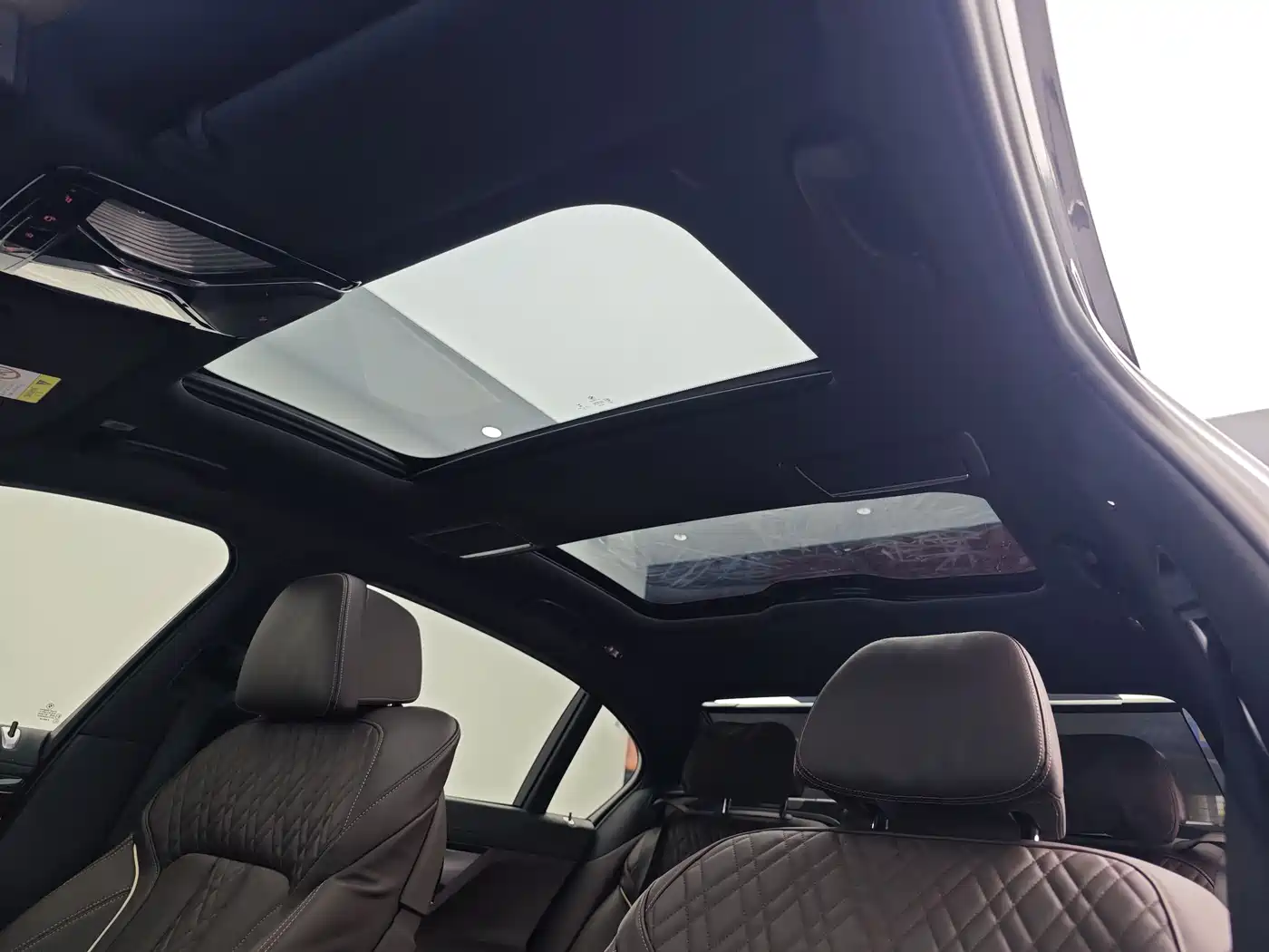 BMW 7 Series 2023 2021 Model 730Li M Sport Package