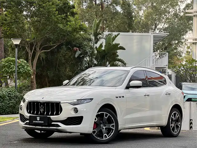 MASERATI LEVANTE