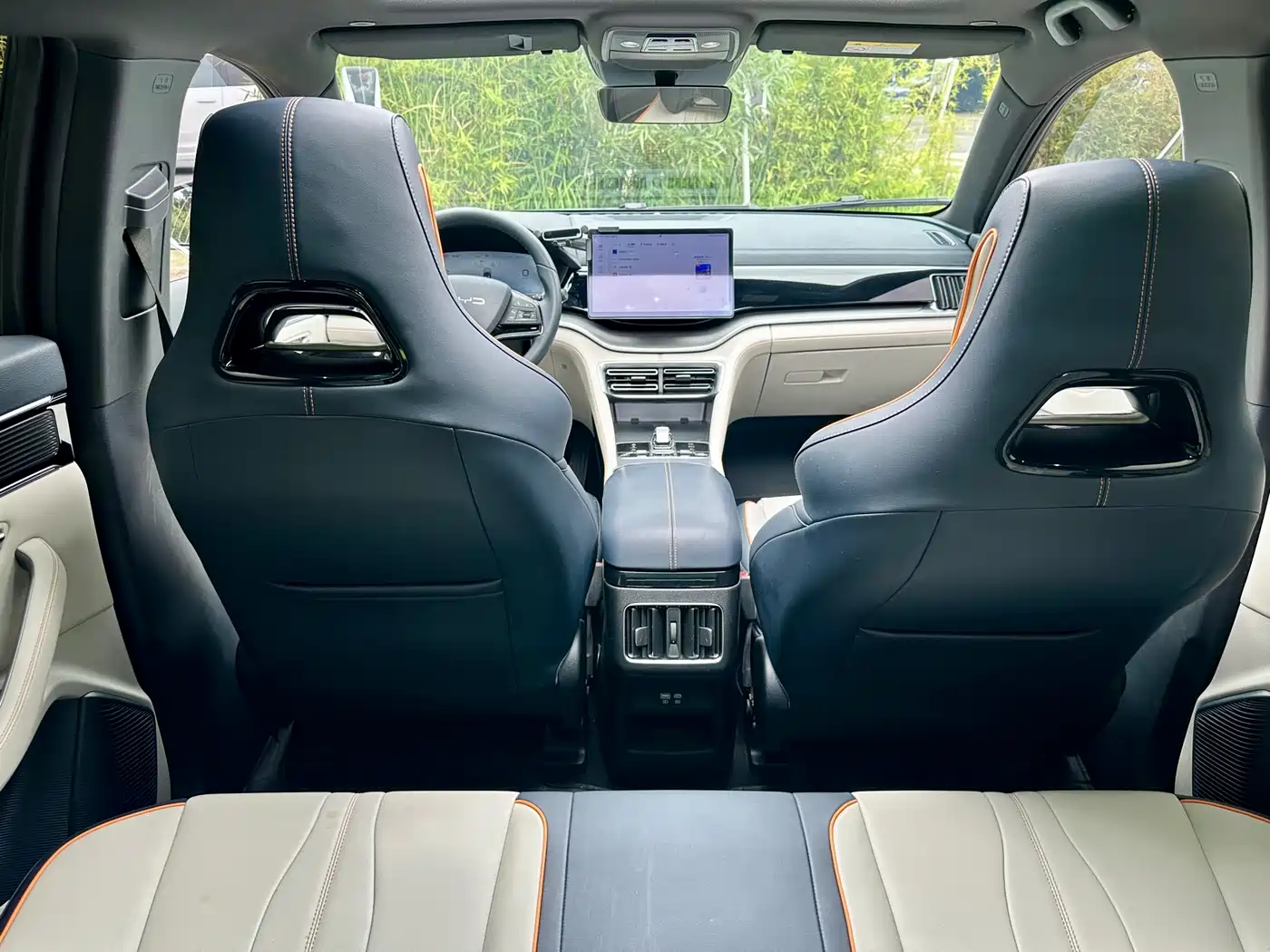 BYD Song PLUS PHEV 2023 Champion Edition DM-i 110KM Flagship фото 18