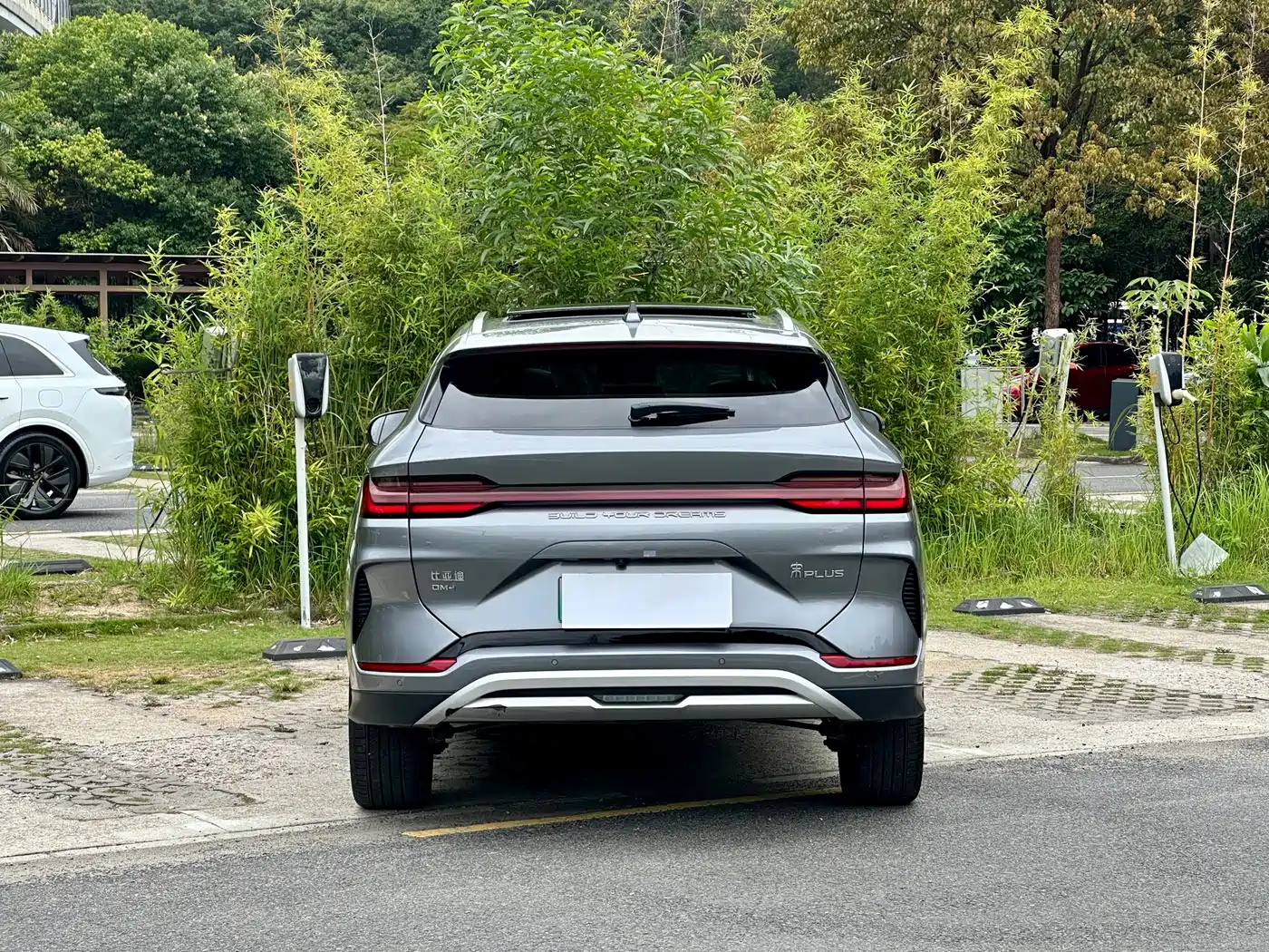 BYD Song PLUS PHEV 2023 Champion Edition DM-i 110KM Flagship фото 14